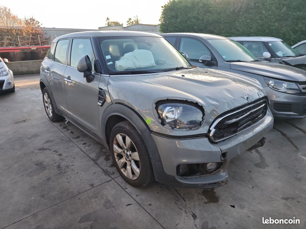 Mini countryman 1.5d accidentée (image 2)