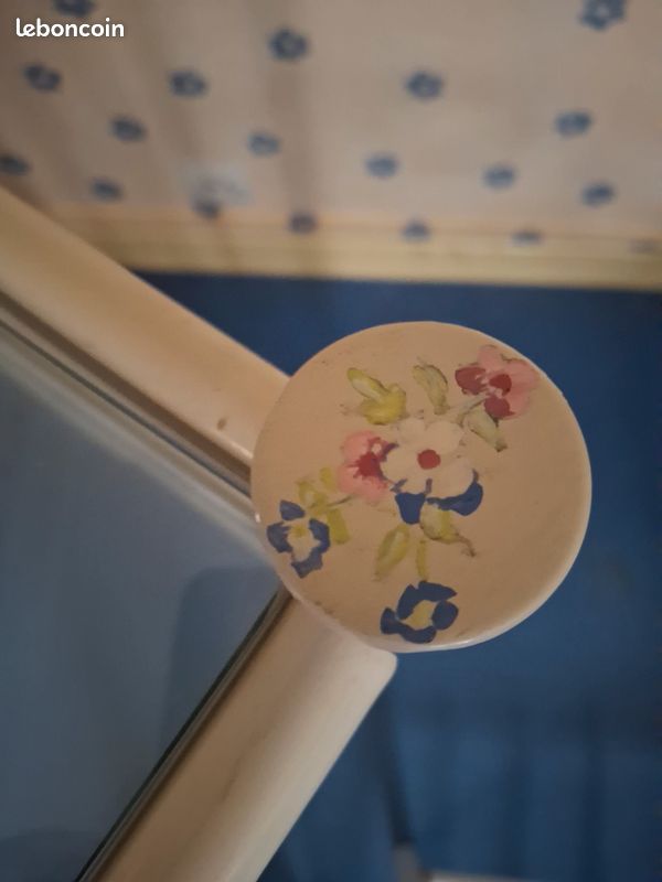 Coiffeuse et chevets (image 4)