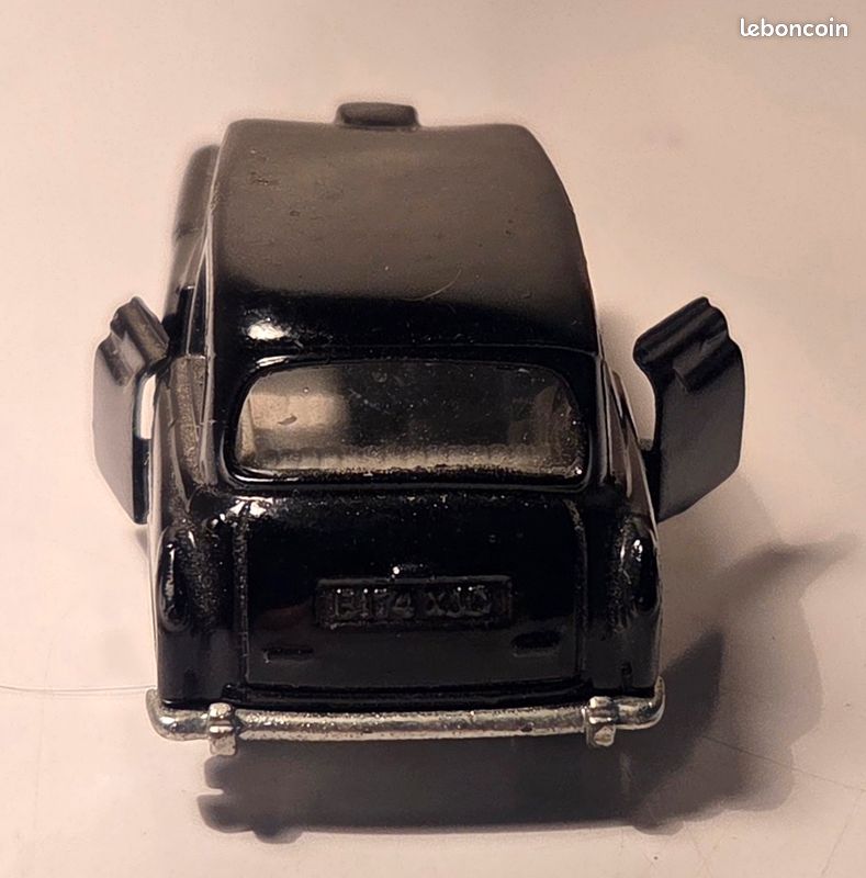 Miniature De Taxi London FX4R 1986 - Matchbox M13 - Échelle 1/60 - Occasion - Collection Vintage