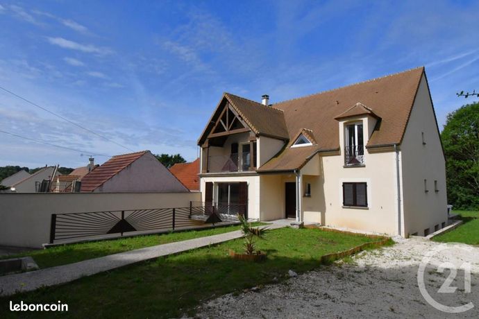 Maison 7 pièces 212 m²