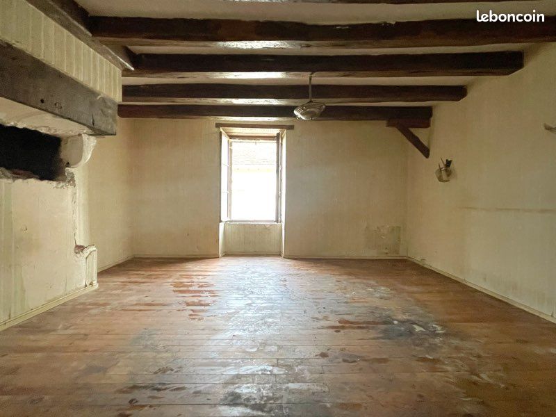 Maison 4 pièces 74 m² · à Noyant-Villages · 74 m² · 18 000 €