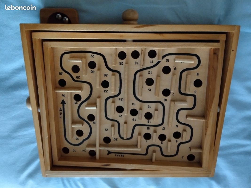 Jeu Motricité Fine Labyrinthe à Billes En Bois MIJOMA - Jeu D'adresse 12x12 Cm, Pour Enfants (dès 6 Ans) Et Adultes, Boîte Cadeau Incluse Jeu Adresse En Pin 12x12 Cm