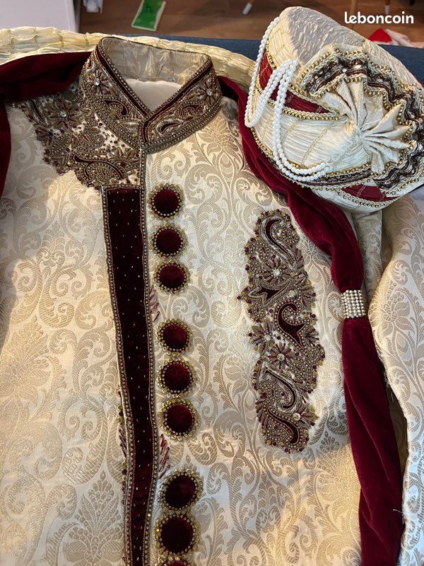 110 Tenue complète indienne mariage homme très bon état 38-40