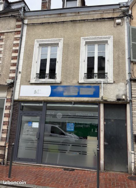 Immeuble 5 pièces 107 m² · à Saint-Florentin · 107 m² · 110 000 €