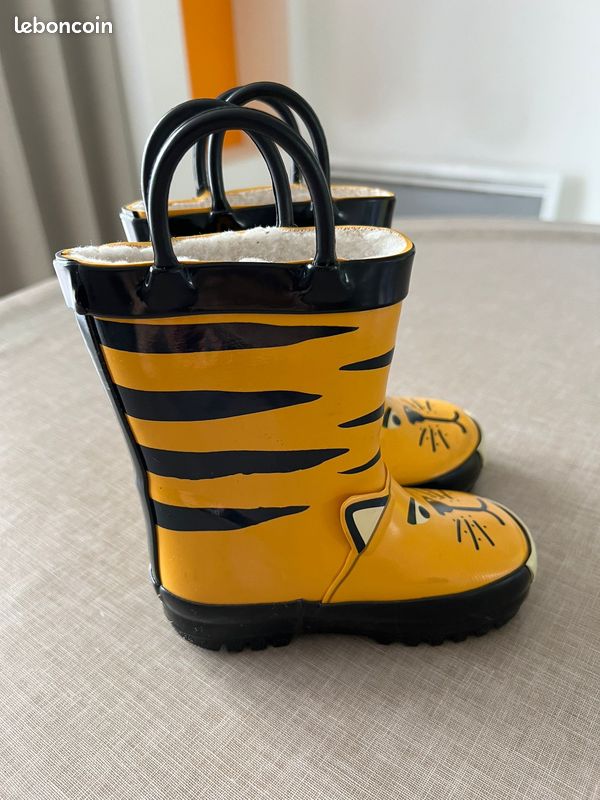 Bottes de pluie enfant taille 21 Chaussures