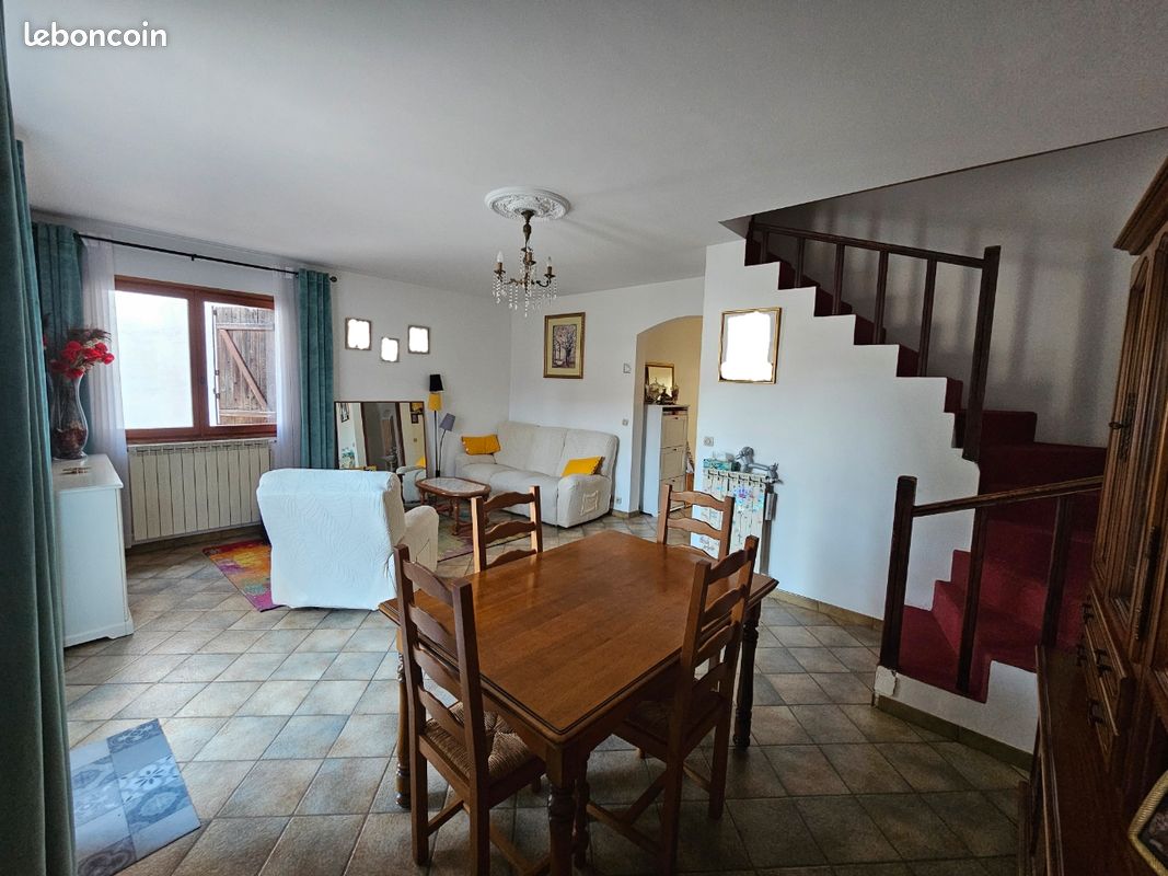 Maison 4 pièces 94 m² · à Le Blanc-Mesnil · 93,9 m² · 379 000 €