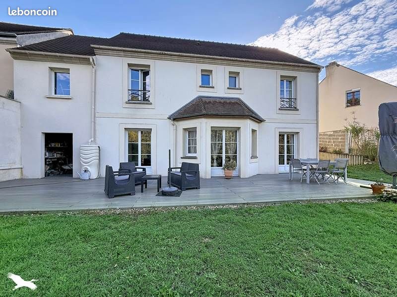 Maison 6 pièces 140 m² · à Magny-en-Vexin · 140 m² · 370 000 €