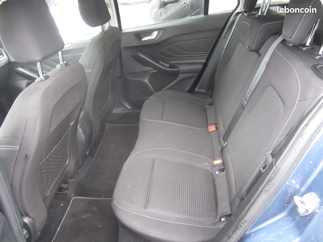 Ford focus 1.5 ecoblue 120ch titanium 9200 EUROS HT (image 7)