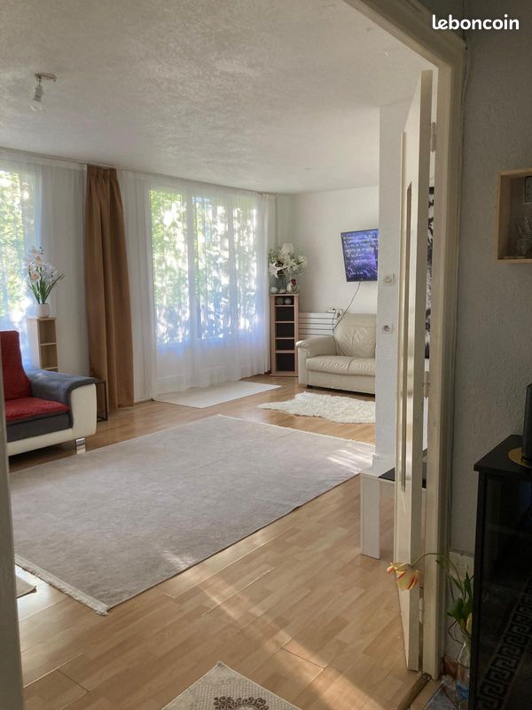 Appartement 5 pièces 84 m² · à Saint-Martin-d'Hères · 84 m² · 175 000 €