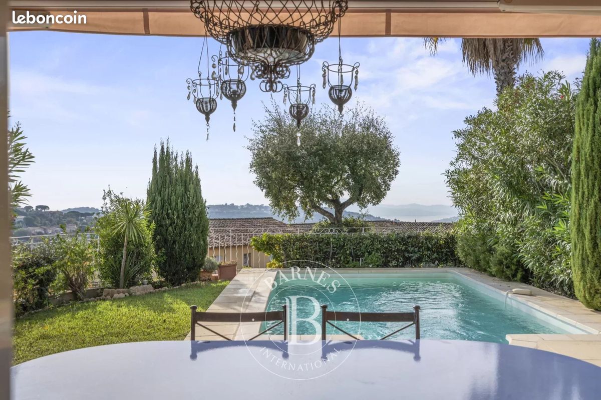 Maison 4 pièces 77 m² · à Sainte-Maxime · 77 m² · 890 000 €