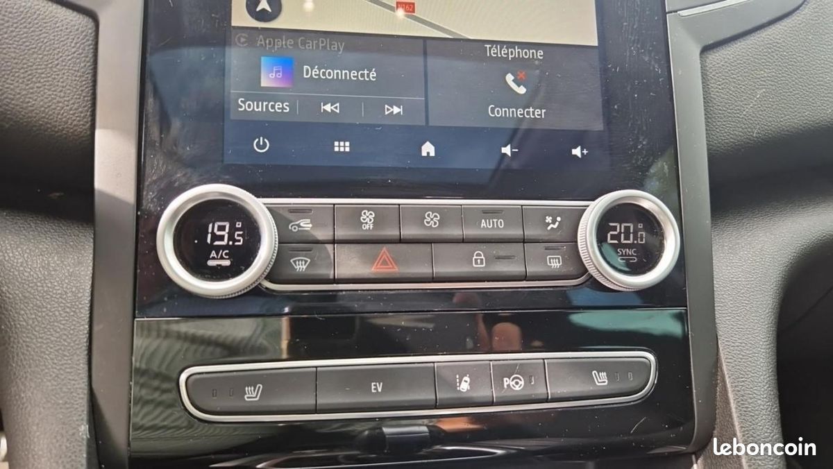 Renault Mégane IV BERLINE E-TECH Plug-In Hybride 160 R.S. Line (image 15)