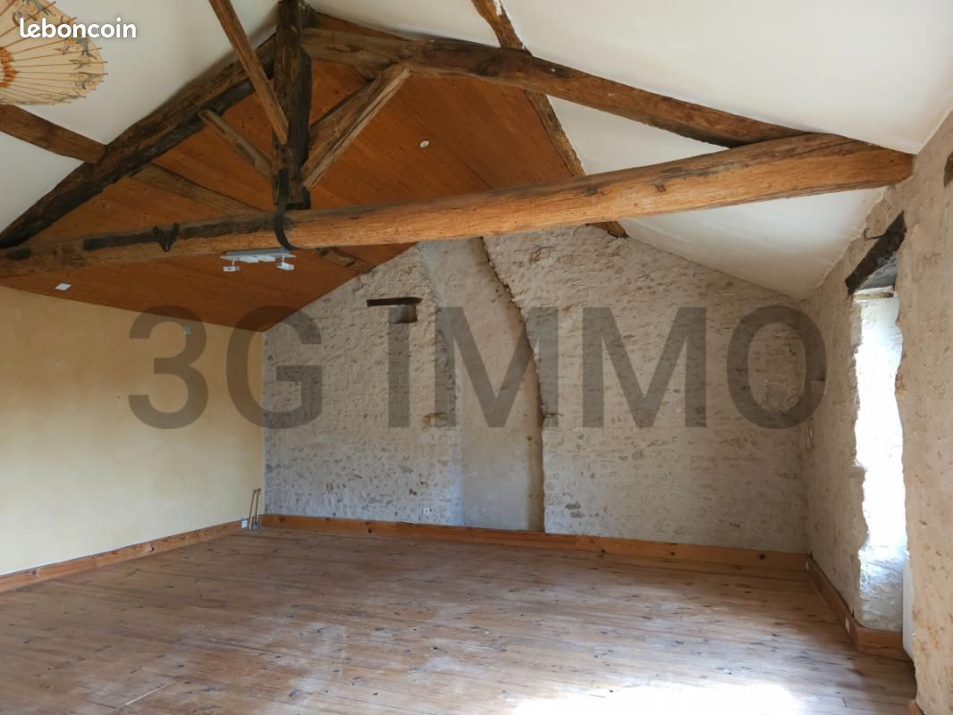 Maison 4 pièces 141 m² - Thénezay 79390 (image principale 7)