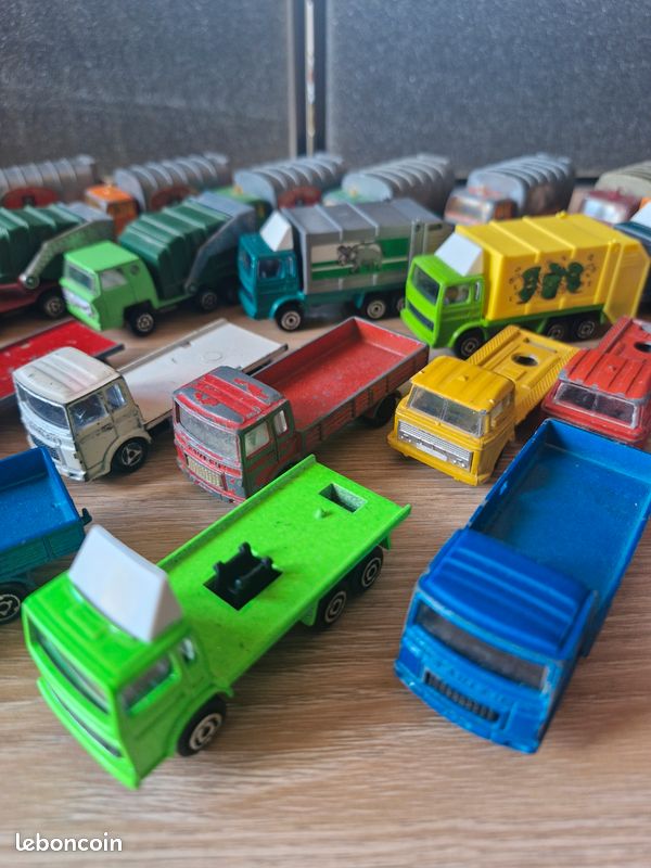 MAJORETTE SCANIA CAMION Benne Ordure CLEAN CITY Série 3030 EUR 5,00