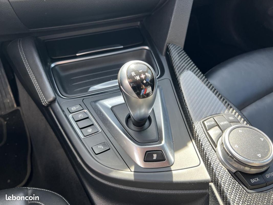Bmw m4 f82 dkg blanc nacre toit carbone (image 23)