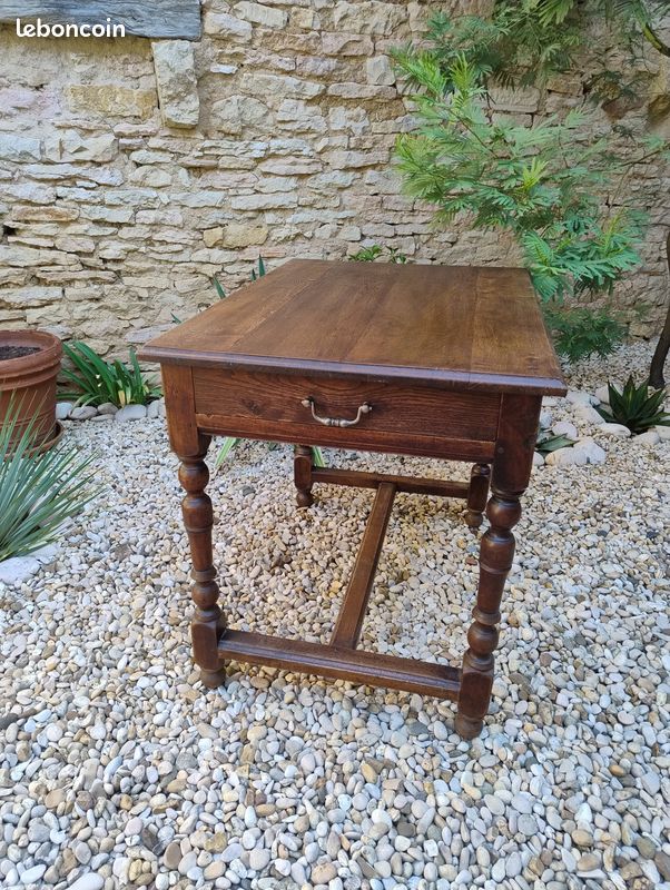 Table style Louis XIII (image 3)