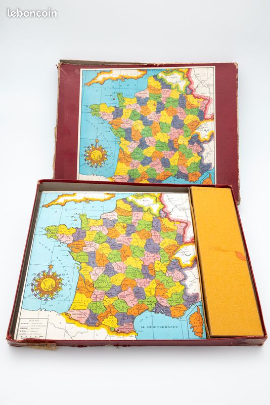 Ancien puzzle géographique en bois France par départements – Saussine – années 1930-50 (image 1)