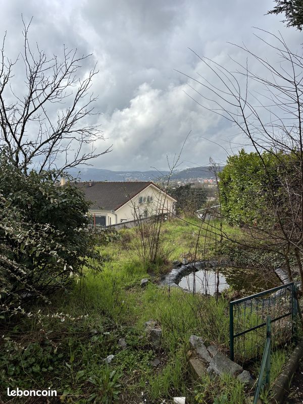 Terrain constructible · à Grigny-sur-Rhône · 150 000 €