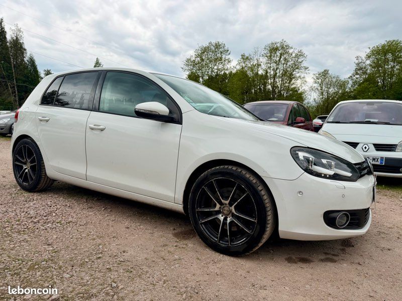 Volkswagen golf 6 1.4l tsi 160cv finition carat 300.000kms 05/2011 phares bi-xenon gps europe ecran tactile camera de recul (image 2)