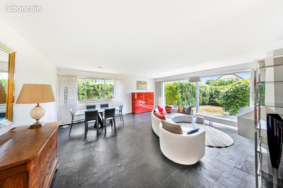 Maison 6 pièces 216 m² · à Illzach · 216 m² · 415 000 €