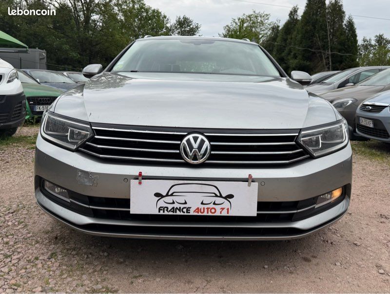 Volkswagen passat sw 2.0l tdi 150cv boite automatique finition confortline 513.600kms 08/2015 gps ecran tactile camera de recul bluetooth vente a professionnel ou export uniquement (image 8)