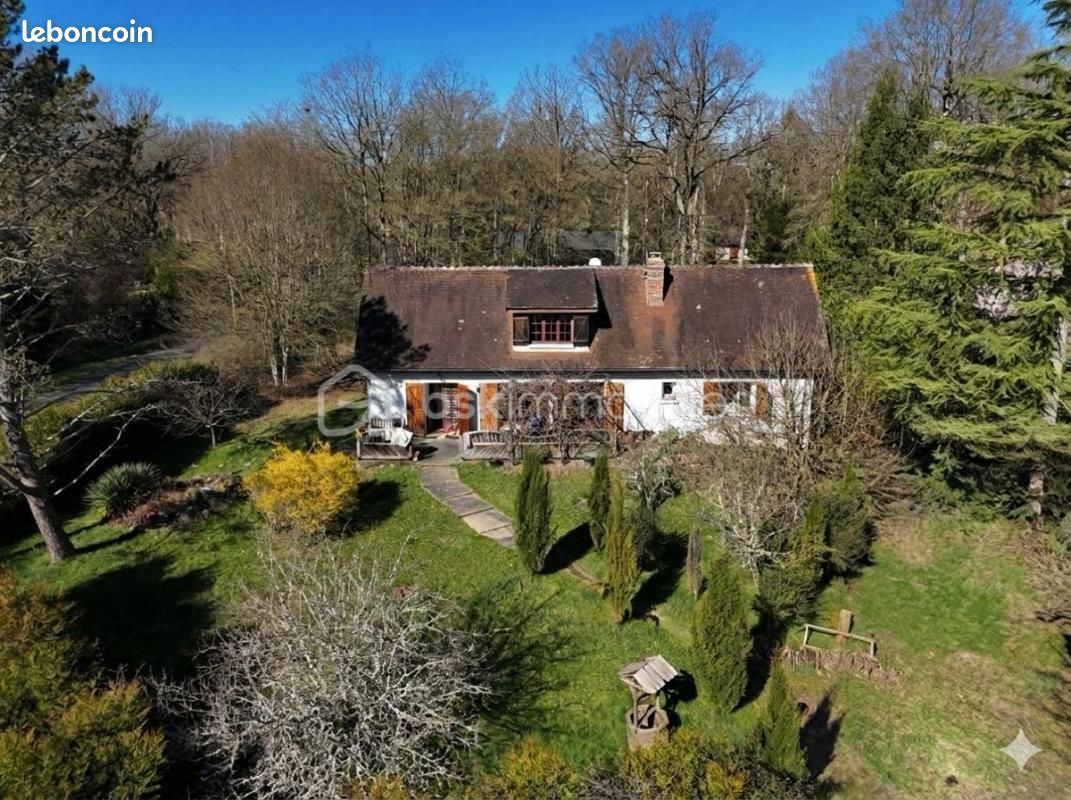 Maison 6 pièces 142 m² · à Courtenay · 142 m² · 180 000 €
