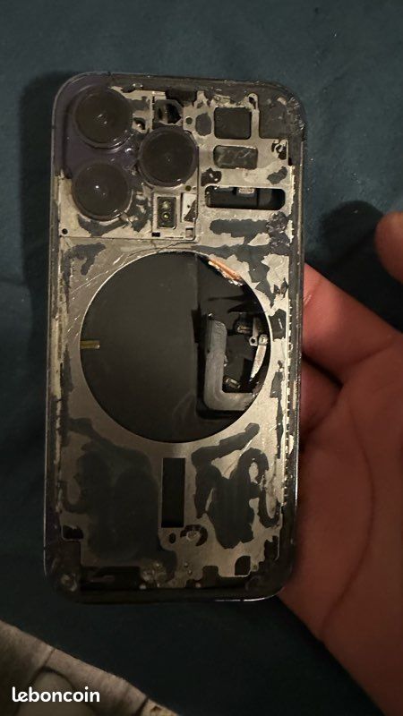 Chasis iphone 14 pro sans carte mere (image 1)
