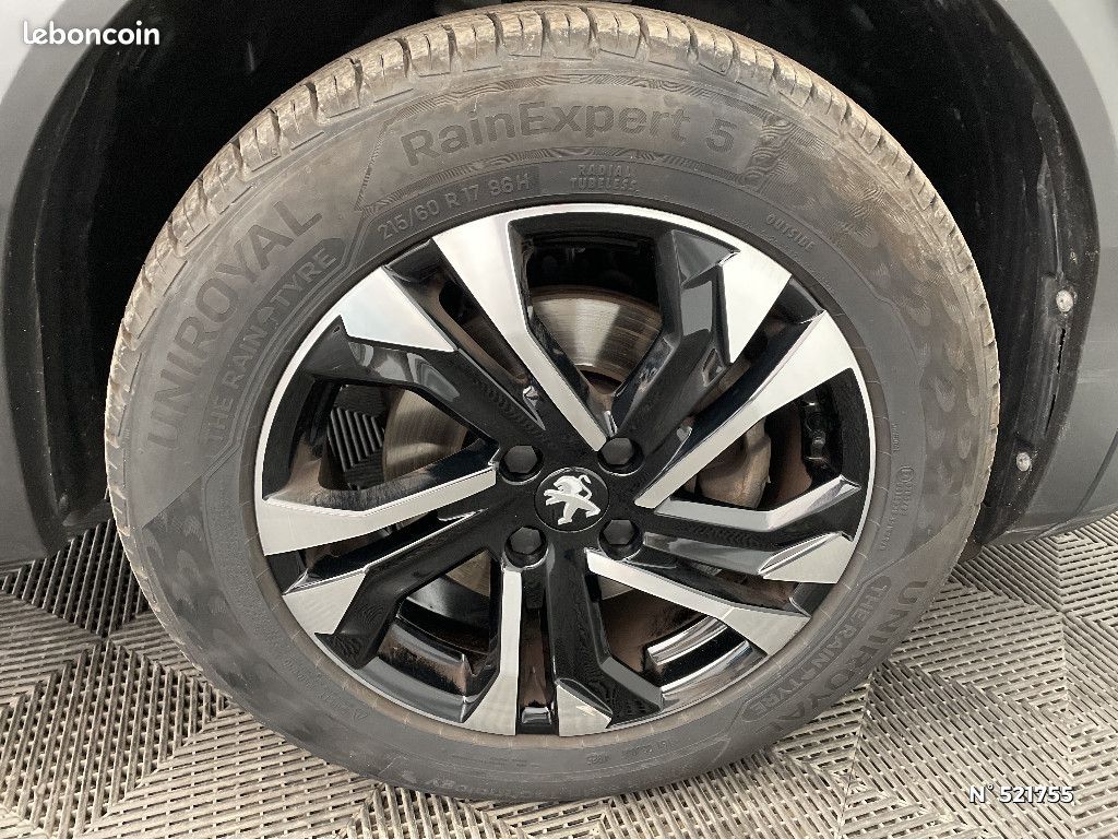 Peugeot 2008 BLUEHDI 130 S&S EAT8 GT (image 8)