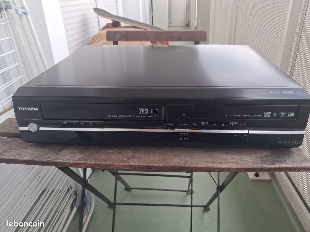 Toshiba RD-XV48DT VHS Hi-Fi”, “HDD & DVD” et “HDMI (image 1)