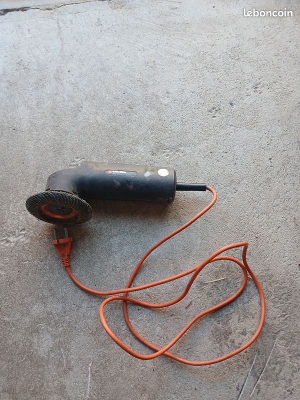 1 meuleuse Black et Decker (image 3)