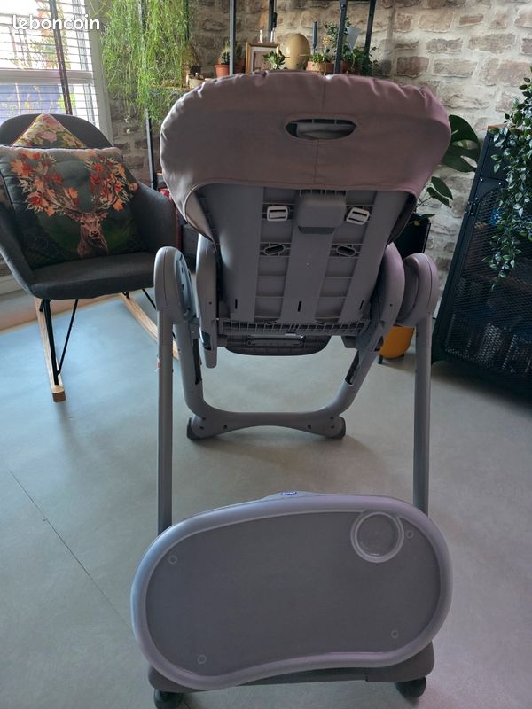 Chaise haute poly magic CHICCO (image 7)
