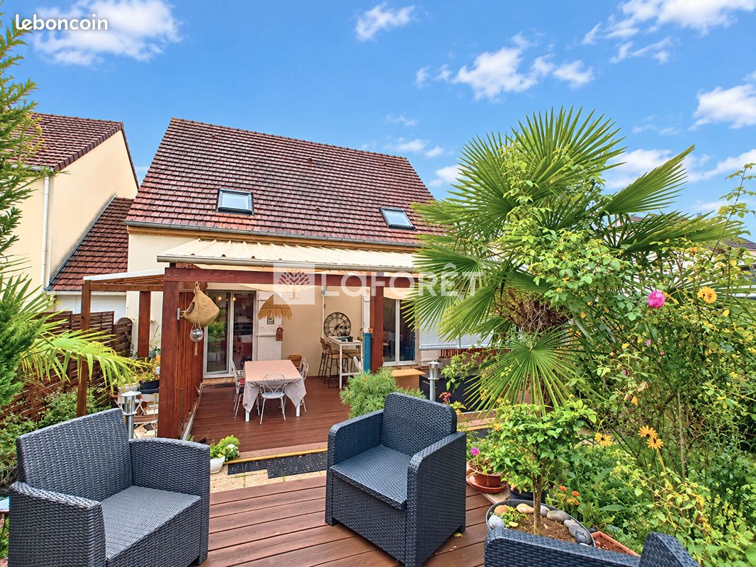 Maison 5 pièces 104 m² · à Luzarches · 104 m² · 380 000 €