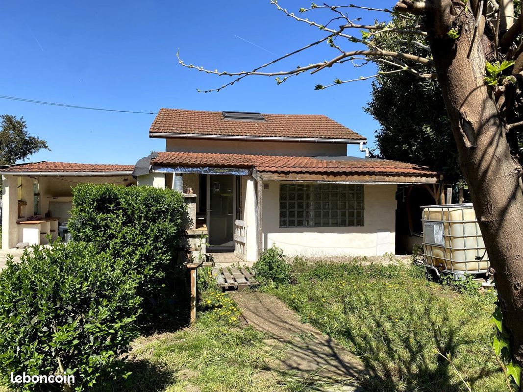 Maison 2 pièces 20 m² · à Chassieu · 20 m² · 158 000 €