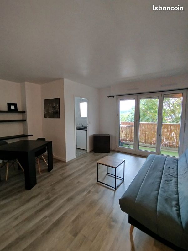 Appartement 1 pièce 27 m² · à Palaiseau · 27 m² · 880 €/mois