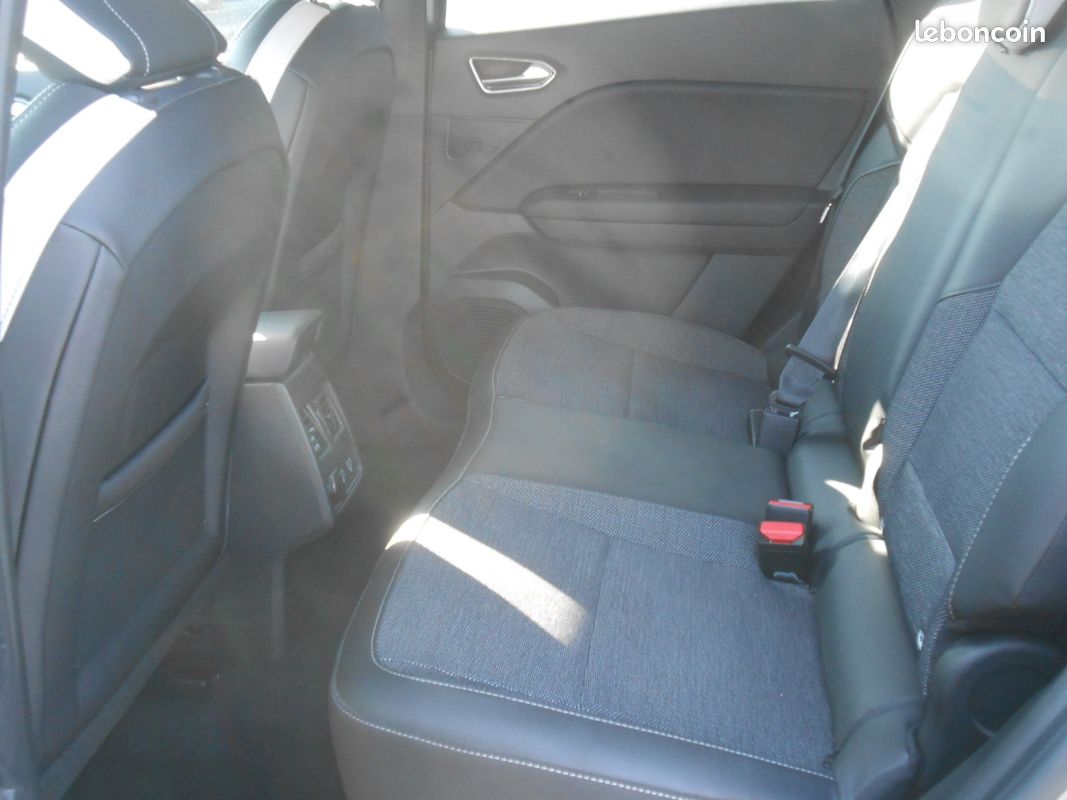 RENAULT CAPTUR TCe 130 EDC FAP Intens (image 14)