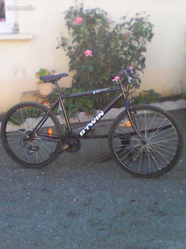 Bicycle Btwin Vtt Rockrider 300 Btwin Cycle Mtb Btwin Rockrider