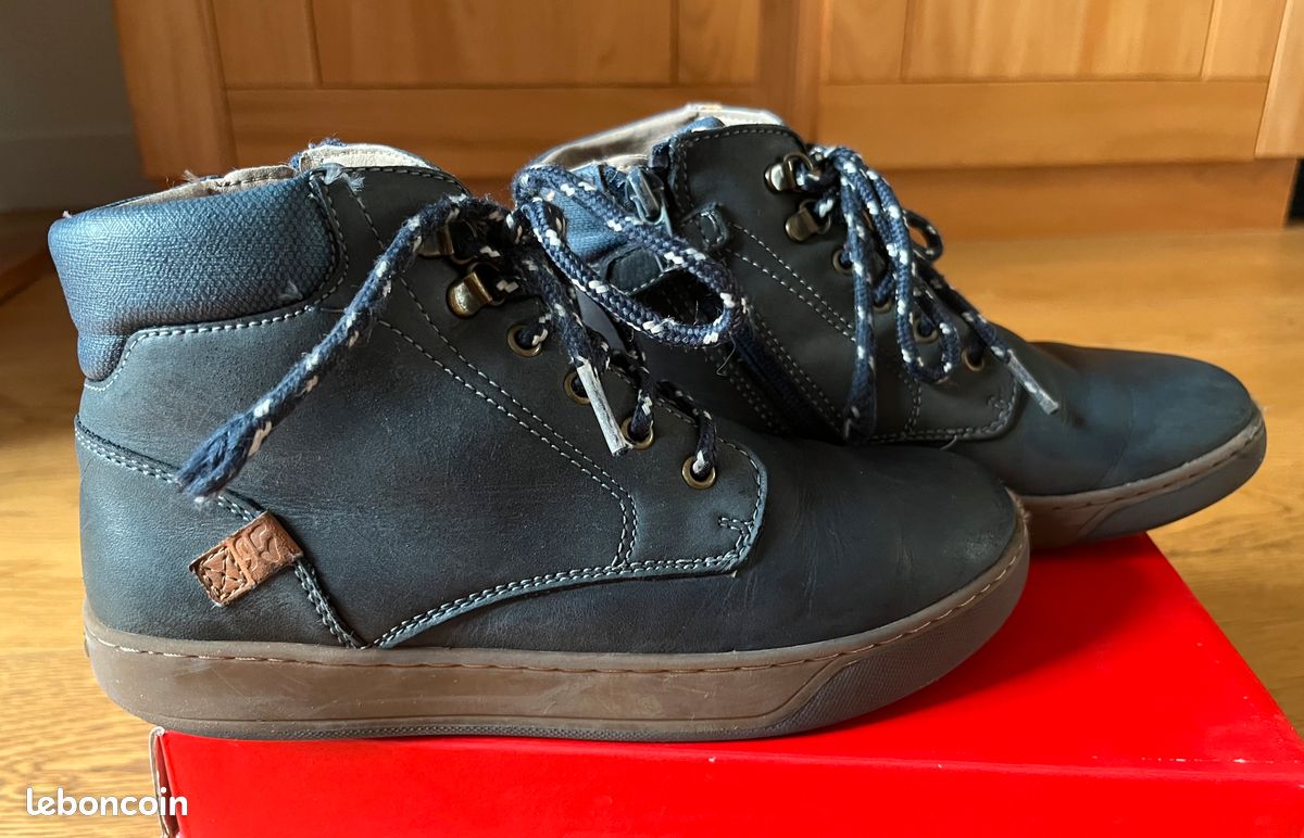 Chaussures montantes marines 34 (image 2)