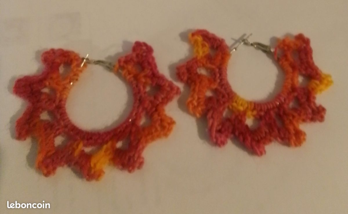 Boucles d'oreilles fait main (image 1)
