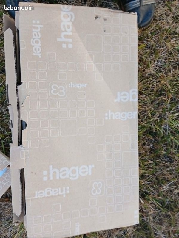 Tableau 3 rangees hager + porte neufs (image 3)