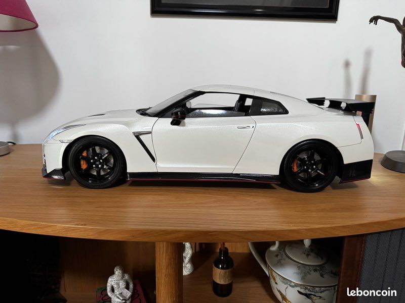 DEAGOSTINI JAPAN 1/8 GT-R NISMO - 20 DIFFERENTS ISSUES - NEW - RARE