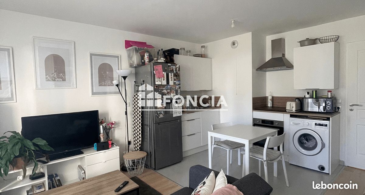 Appartement 12 pièces 40 m² · à Saint-Pierre-du-Perray · 40 m² · 805 €/mois
