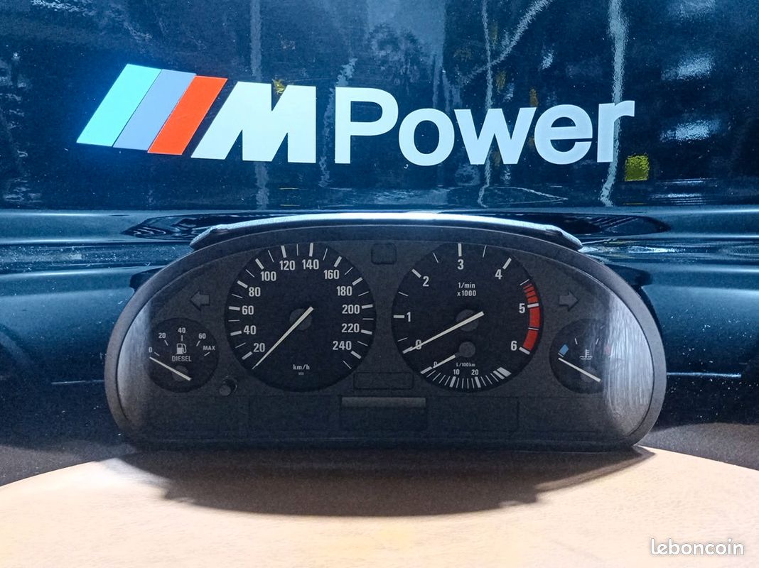 Compteur de bmw série 5 e39 (image 4)