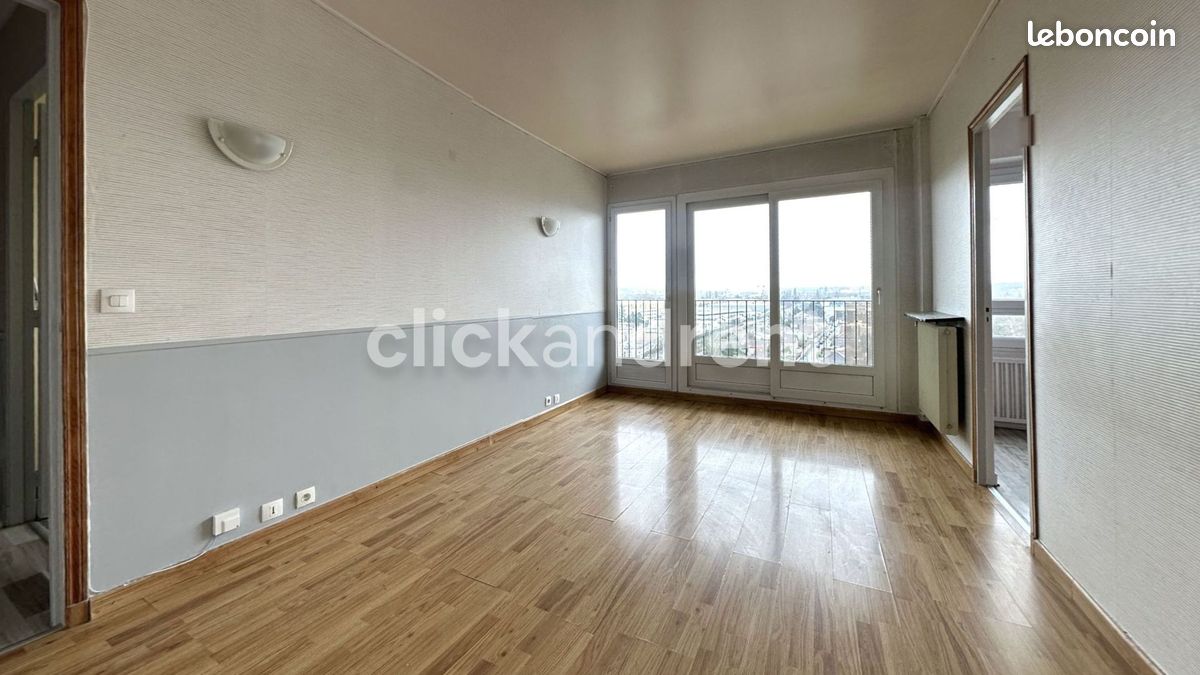 Appartement 3 pièces 53 m² · à Viry-Châtillon · 53 m² · 920 €/mois