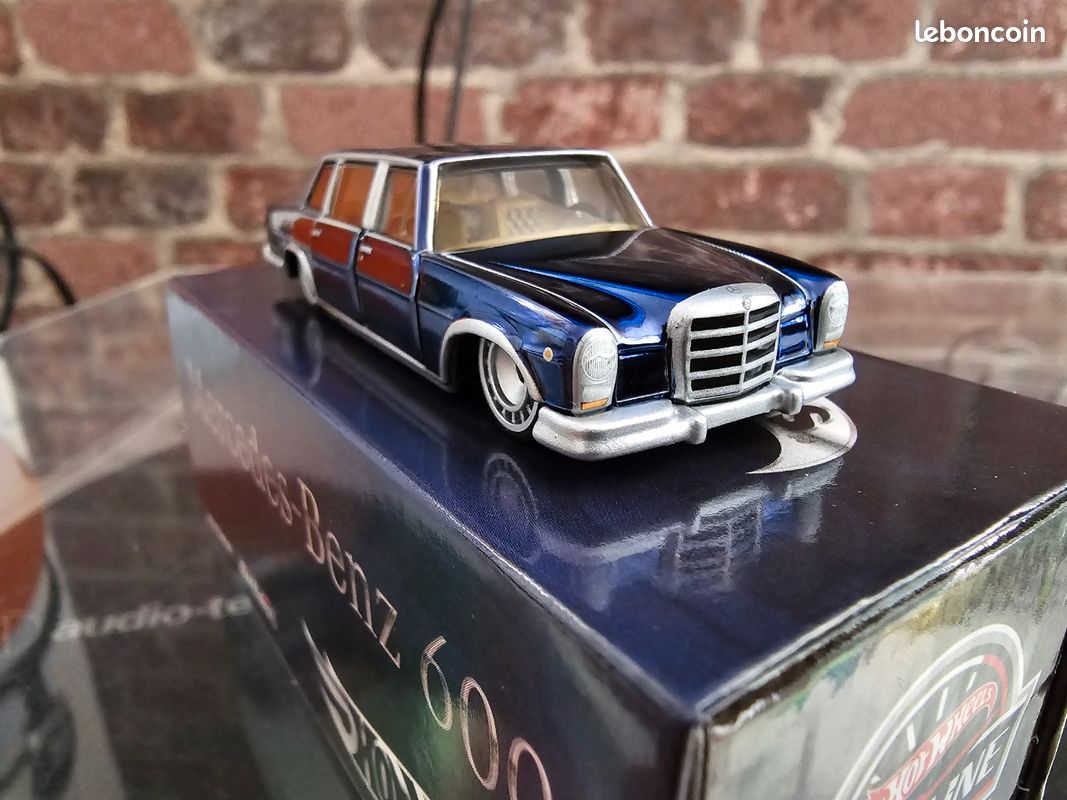 Hot Wheels 1964 Mercedes-Benz 600
RLC 600
RLC Exclusive 1964 Mercedes-BenzHot Wheels Collectors
RLC Exclusive 1964 Mercedes-Benz 600 600Hot Wheels Collectors
RLC Exclusive 1964 Mercedes-Benz 600 (image 4)