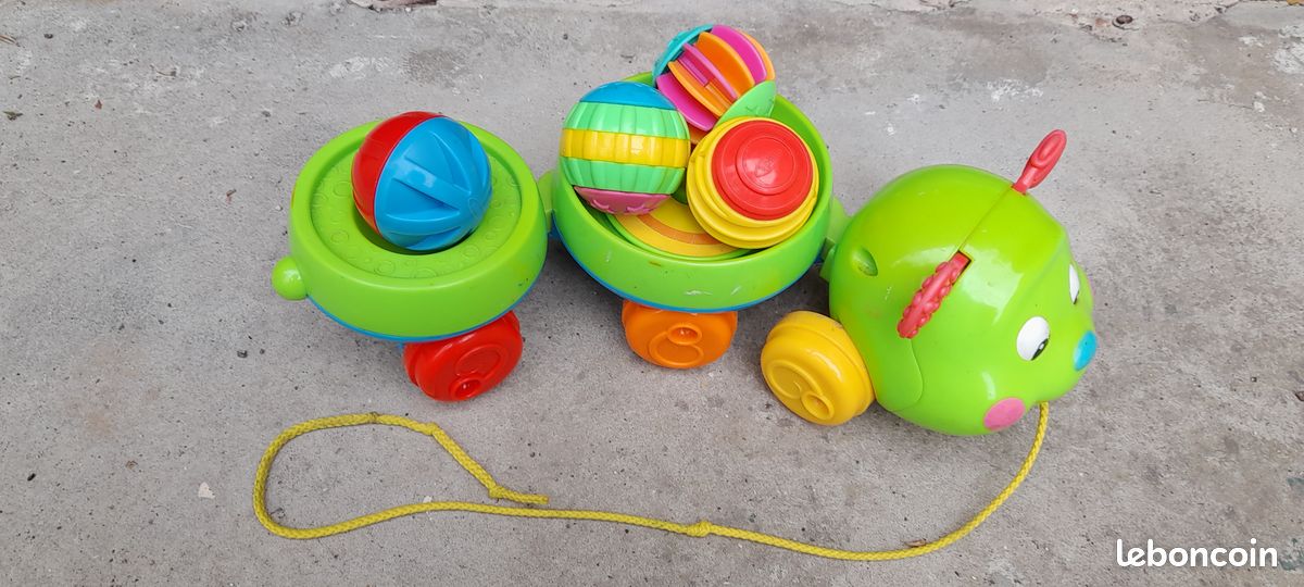Lot de 2 jouets FISHER PRICE à tirer (image 1)