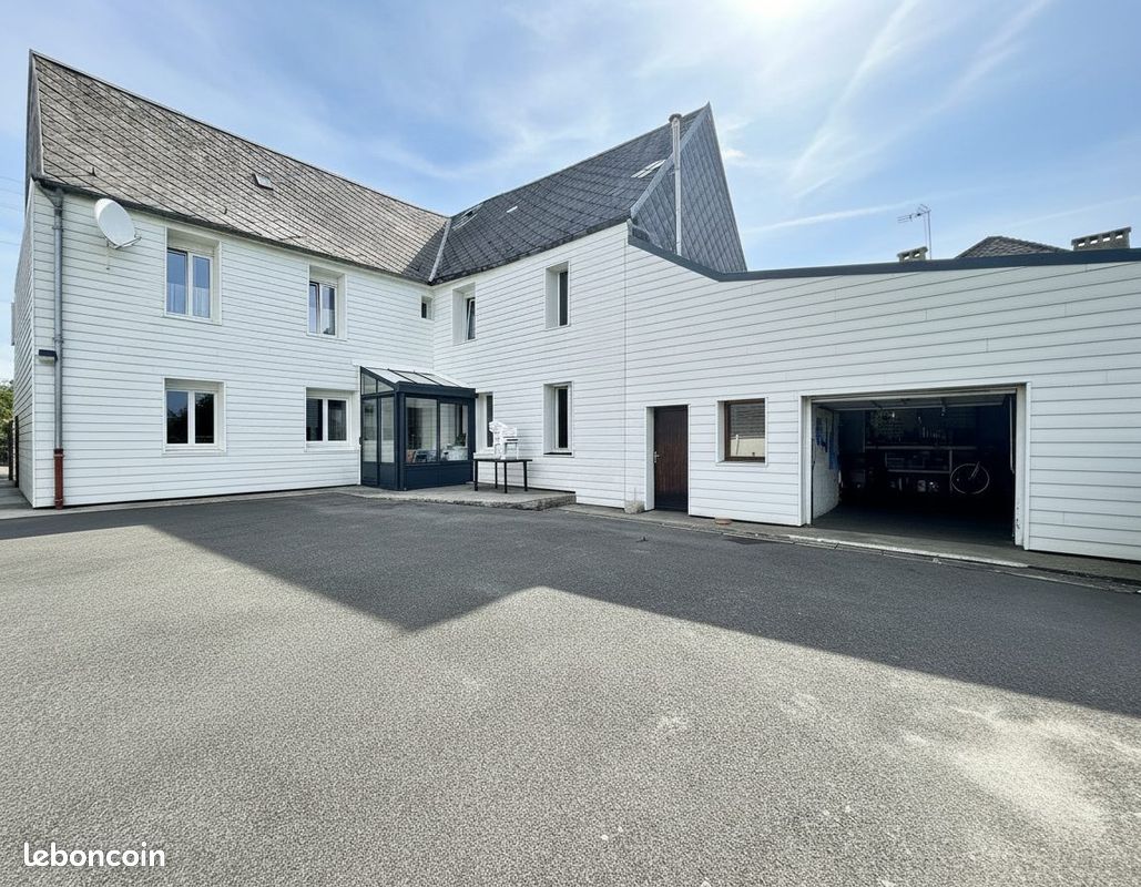 Maison 6 pièces 176 m² · à Landrecies · 176 m² · 178 000 €