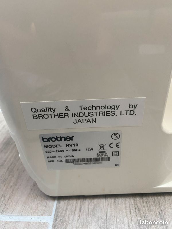 Machine a coudre Brother Innov-is NV10A + sac de transporte (image 5)