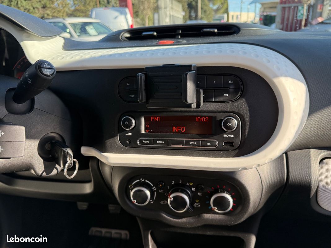 Renault TWINGO III Renault Twingo III 1.0 SCe 12V 69 cv Limited (image 7)
