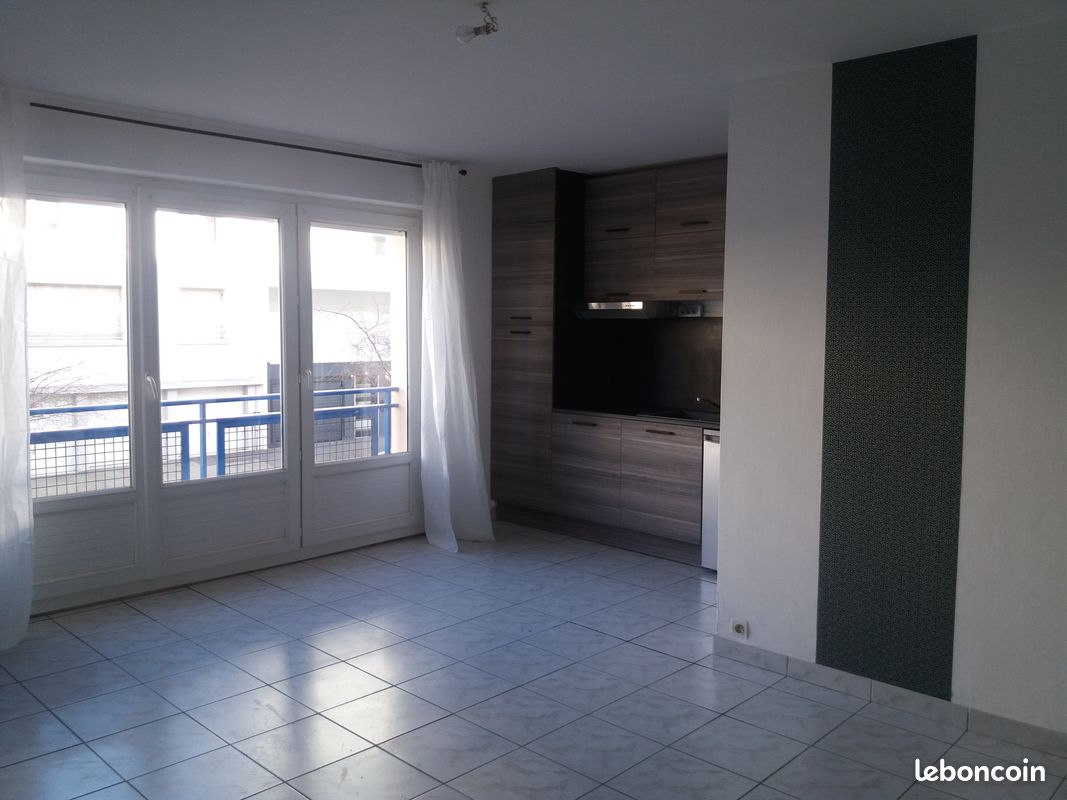 Appartement 1 pièce 27 m² · à Lorient · 27 m² · 435 €/mois