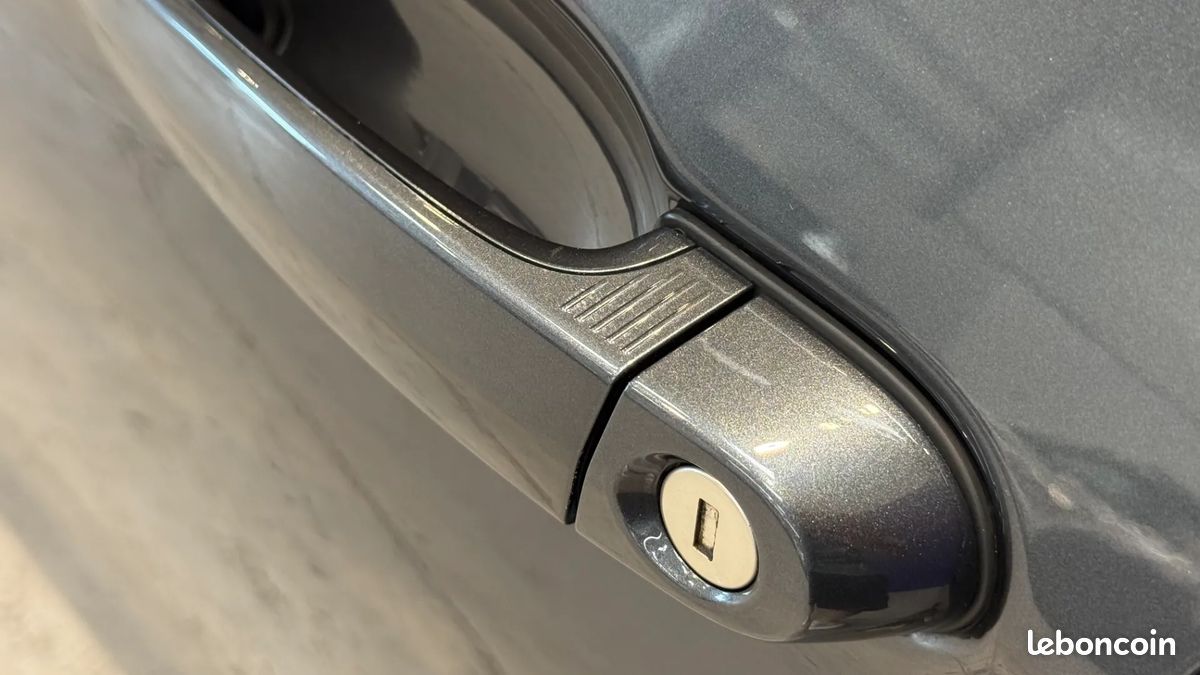 BMW Série 330e 252ch M Sport - Stage 2 - Éthanol - Suivi complet - Caméras 360 - Toit ouvrant - Harman Kardon - Apple CarPlay - Affichage tête haute - 390 ch (image 46)