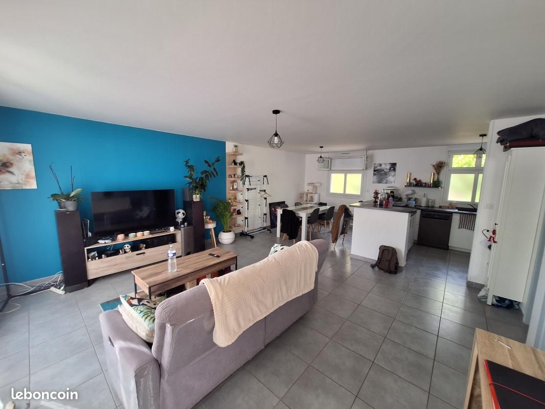 Maison 3 pièces 79 m² · à Mézières-sur-Seine · 79 m² · 1 060 €/mois